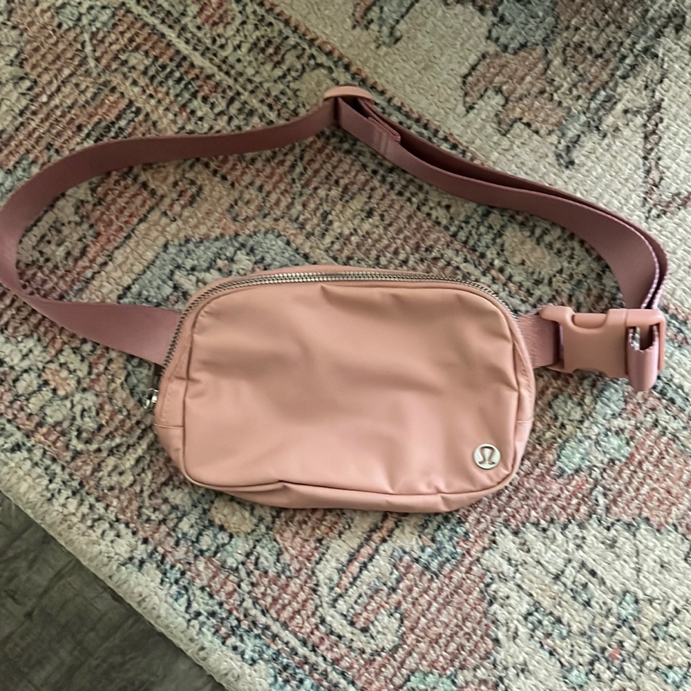 Lululemon Belt Bag
